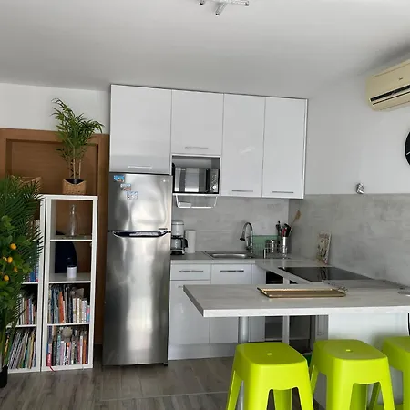 Family Apartment *